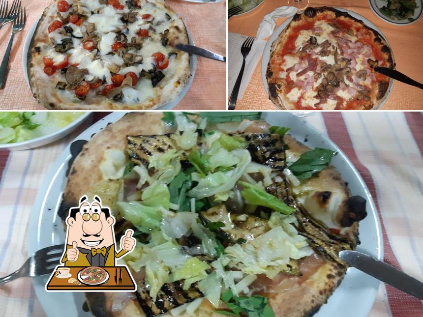Scegli una pizza a Ristorante Pizzeria Giardino degli Aranci