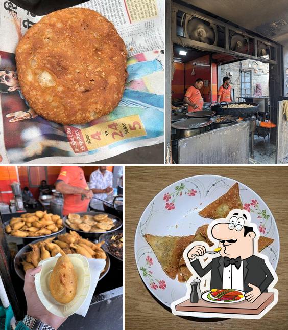 Meals at Shahi Samosa Arora Namkeen