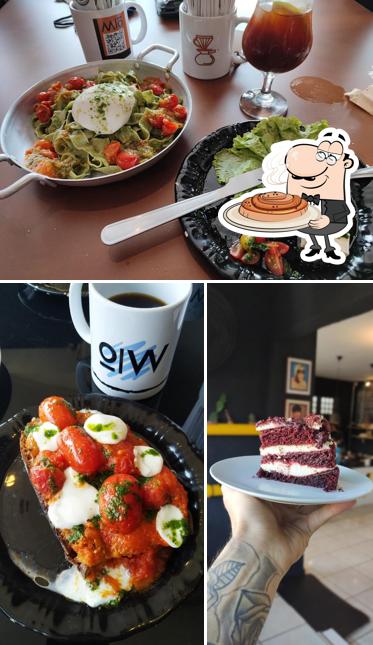 Here's a pic of Ow Café