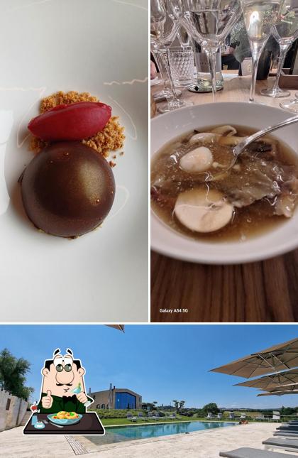 Tra le diverse cose da Country House Ristorante Oliveto sul Lago si possono trovare la cibo e esterno