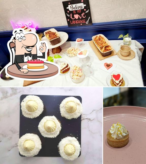 Cheesecake at Flour Story - Bakery & Coffee Bar