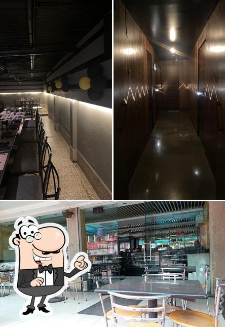 The interior of Hotel courtyard veg and nonveg