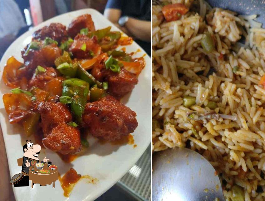 Chicken wings at Ustadi