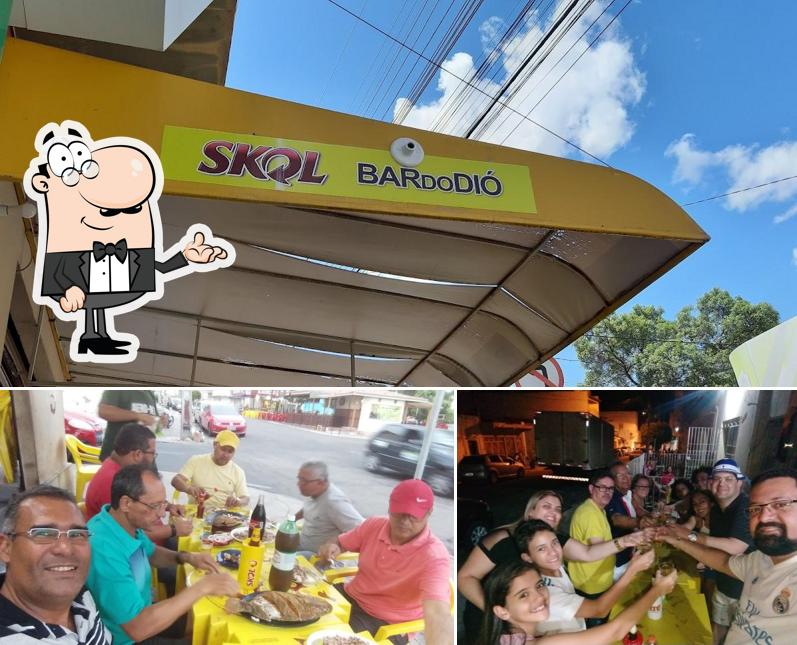 Esta é a ilustração ilustrando interior e exterior no Bar do Dió