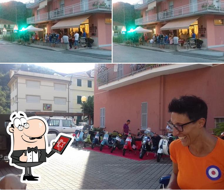 Gli esterni di Circolo Acli La Garibaldina Ne