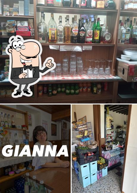 Questa è la foto che presenta la interni e cibo di Bar Alimentari Giannoni