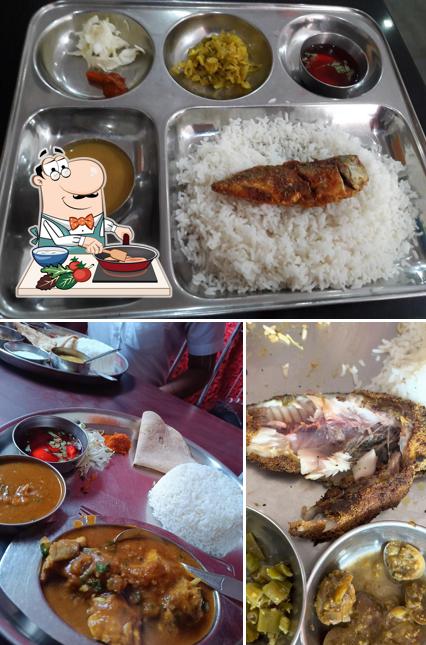 Chicken curry at Hotel Anand Sagar southindian Dish