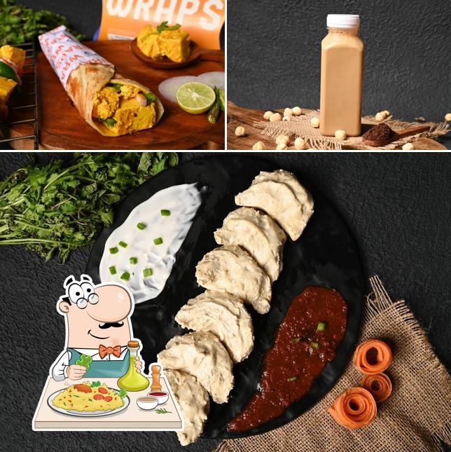 Food at Wraps Kathi Rolls Gaur City-1