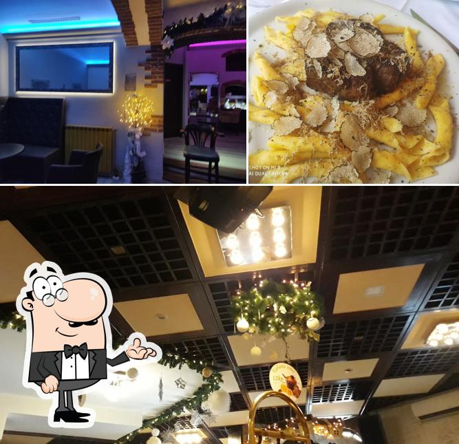 La immagine di interni e cibo da Caffe Bar Luna