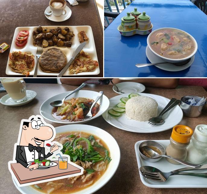 Food at Green Restaurant