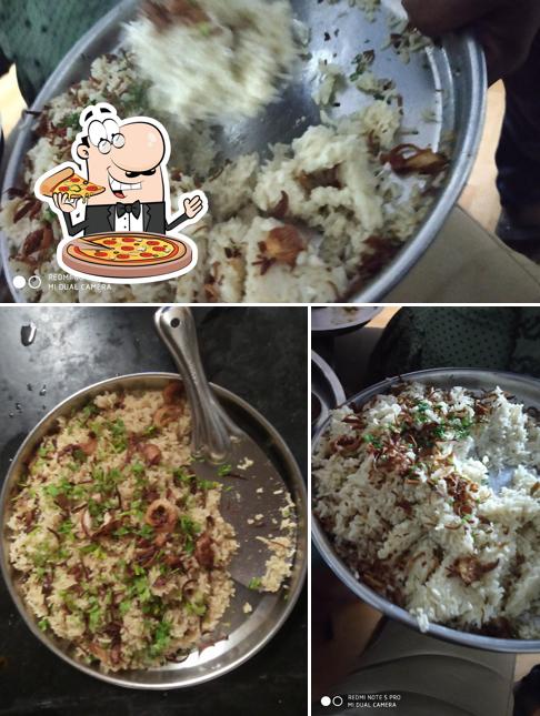Try out pizza at Annapurna Gharguti