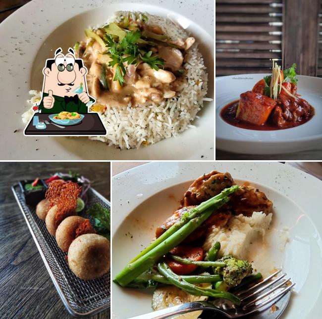 Food at The Conclave City Centre Salt Lake