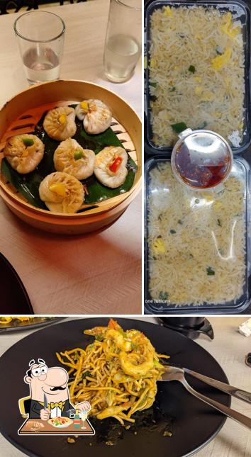 Food at ASIAN FUSION