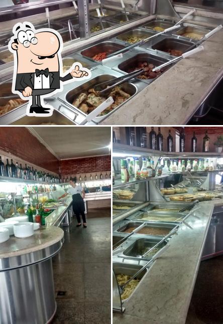O interior do Boa Parada Grill 232