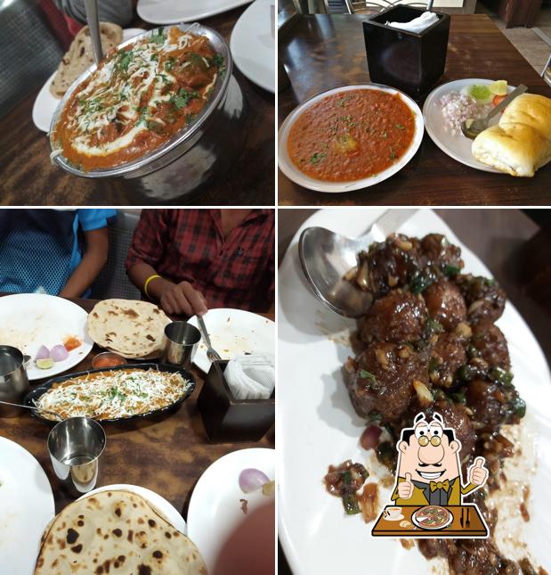 Try out pizza at Visawa Pure Veg