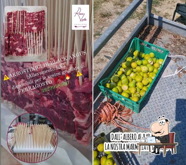 Siediti a un tavolo di Agriturismo la Rocca Verde