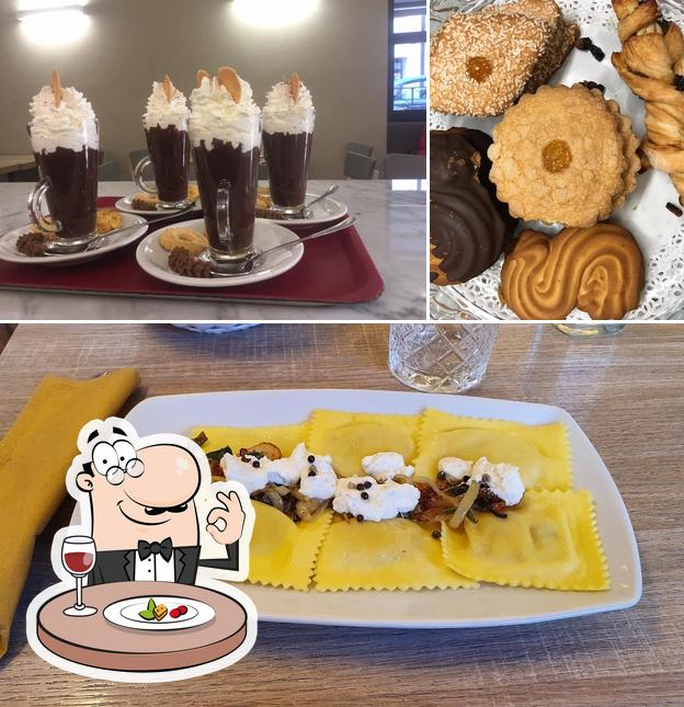 Platti al Caffè Centrale