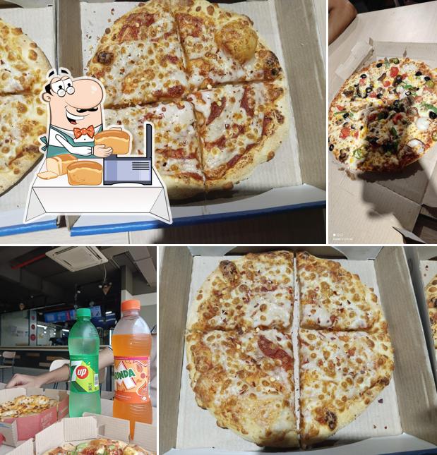 Domino's Pizza Gursikh Mall, Burhanpur