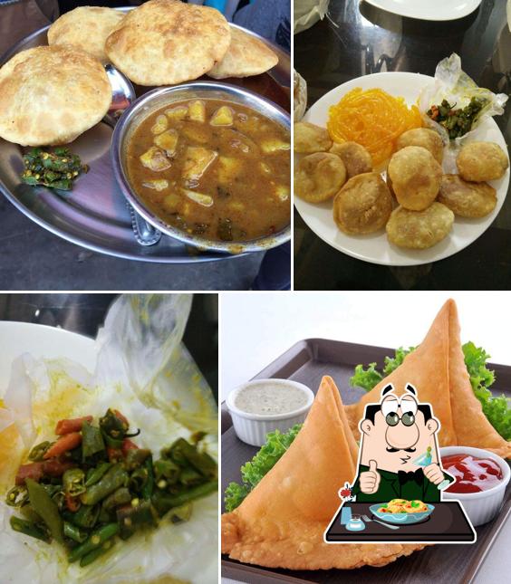 Food at Sharma Snacks Centre