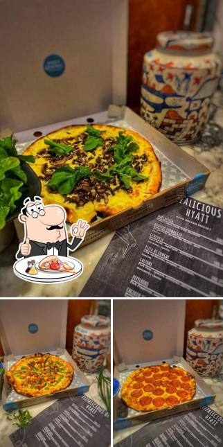 Pick pizza at Pizzalicious