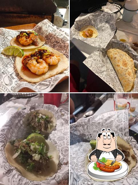 Comida em Taqueria La Popular