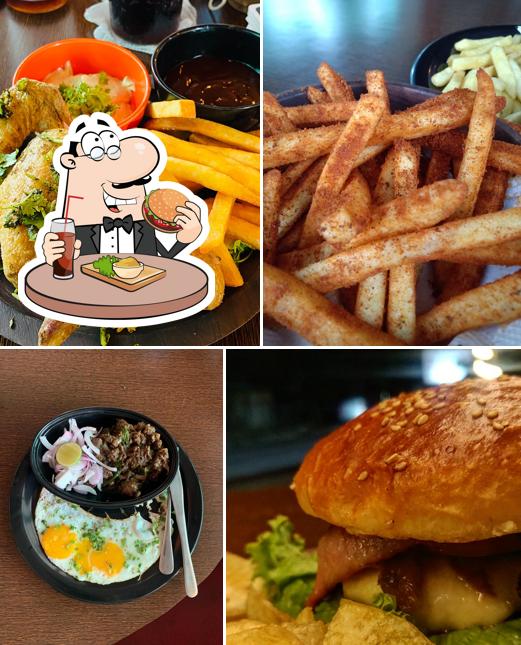 Hamburger at The Fat Cat Kitchen