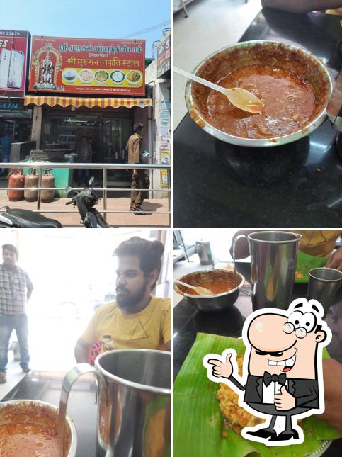 See this picture of Sri Murugan Chappathi Stall