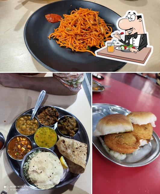 Food at CAFE V J T I