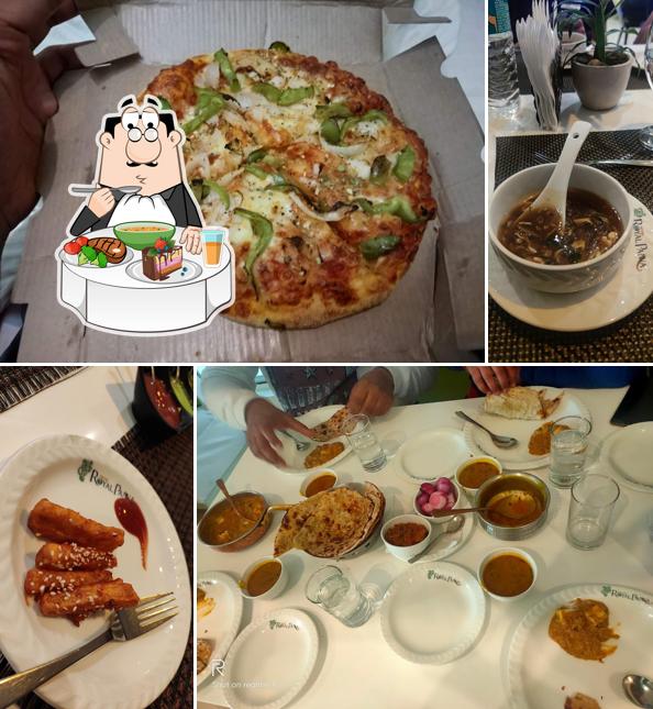 Hot and sour soup at Hotel Royal Panna ( A unit of Hotel First Choice Private Limited )