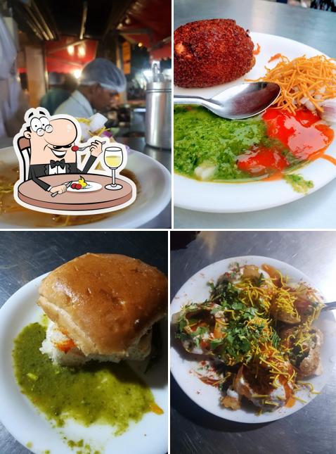 Food at Calcutta Victoria Chat House