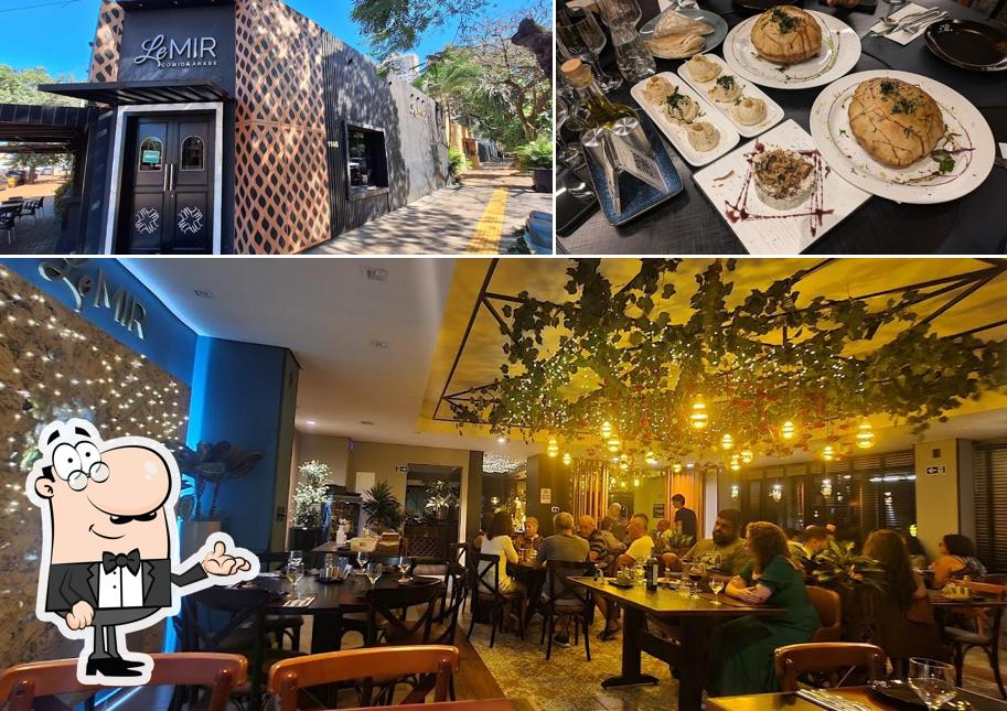 O interior do Le Mir Comida Arabe