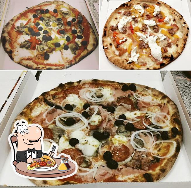 Prenditi una pizza a Pizza Flash - Pizzeria da Asporto