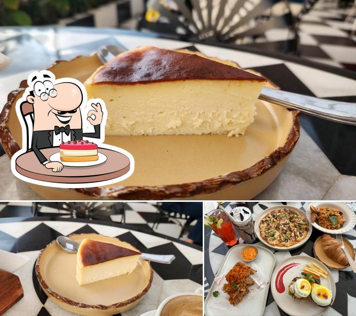 Cheesecake at Brioche Doree Mysore