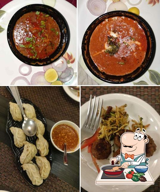 Chicken curry at Lazeez