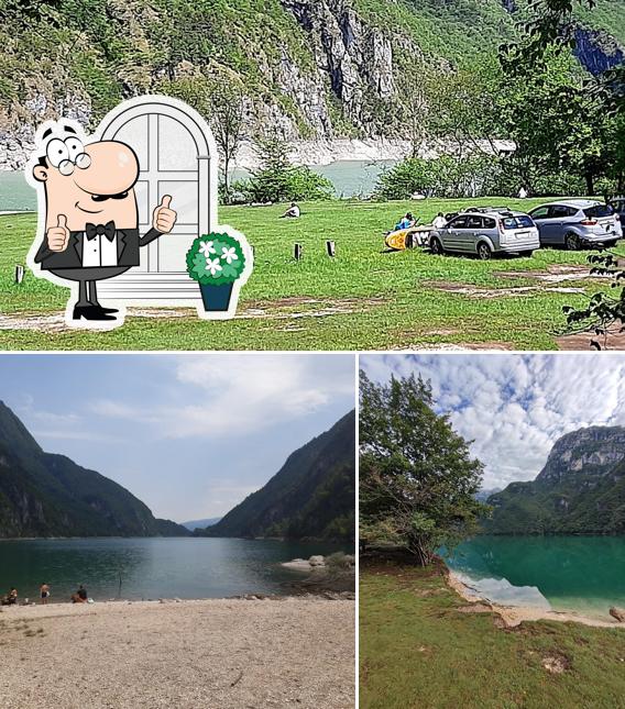 Goditi la vista dall'area esterna di Area Ristoro, Camper e Punto Informativo Pian Falcina