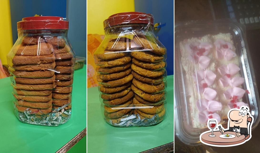 Food at NUSRAT BAKERY NUR BADAL