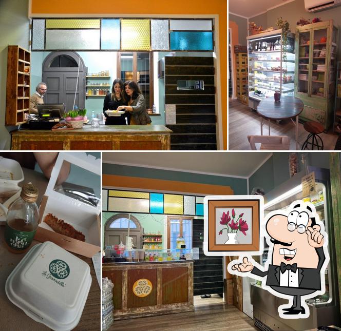 Siediti a un tavolo di La Granadilla Forlì