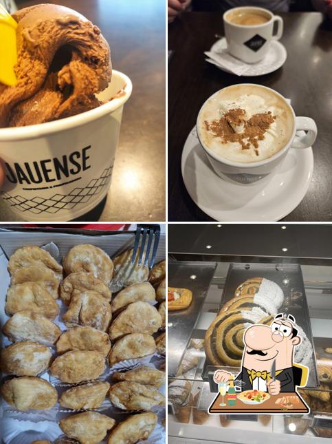 Comida em Jauense Confeitaria - Foz do Iguaçu