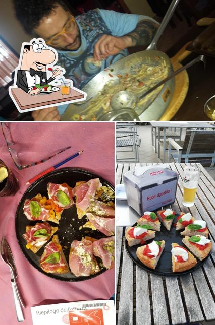Cibo al Pizzeria Saturnia