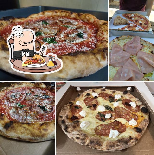 Ordina tra le svariate varianti di pizza