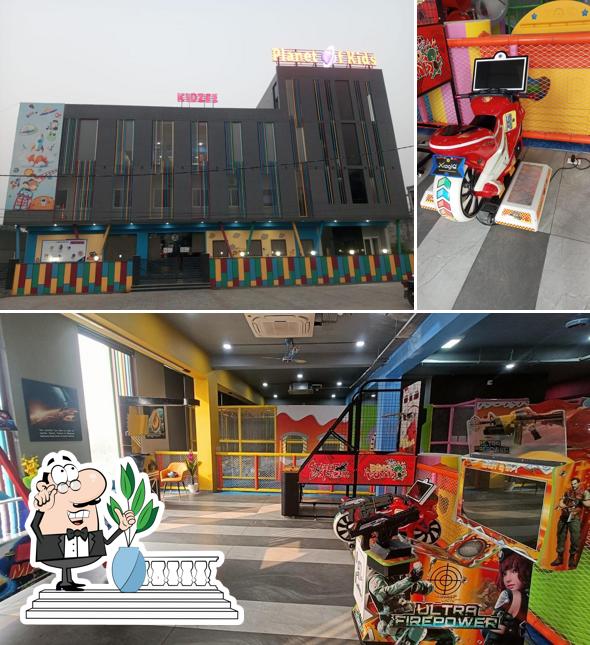 The exterior of Planet of Kids Mathura - Gaming & Cafe