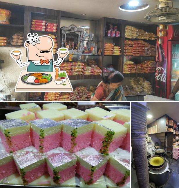 Food at Badri Halwai Khatri Namkeen