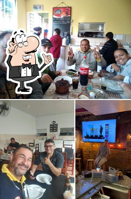 Veja imagens do interior do Jacaré Bar E Restaurante