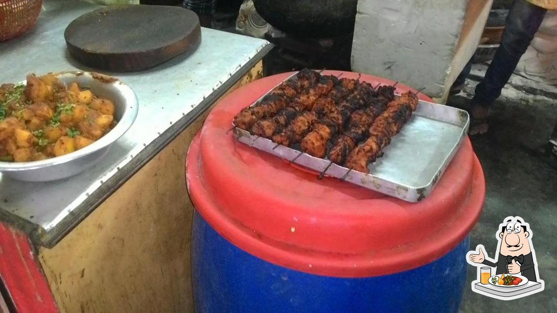Food at Red Chilli Fast Food Center