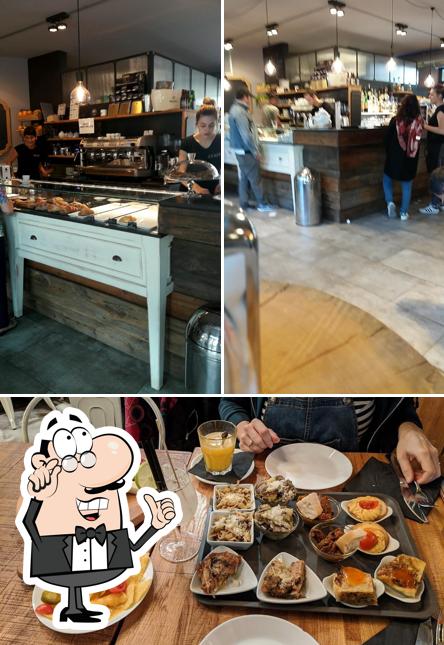 Siediti a un tavolo di Atipico Bistrot
