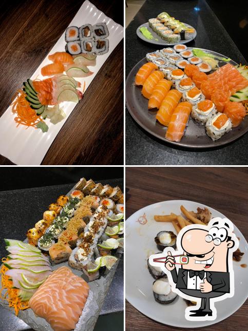 Presenteie-se com sushi no Cho Ping Japonesa e Chinesa Sushi/Sashimi