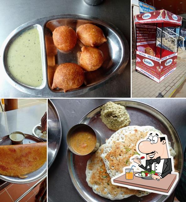 Meals at Hale Mane Hotel A.V.K College Road Daavanagere