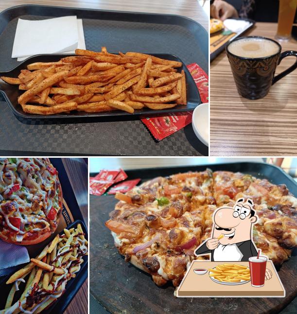 French fries at Onebite A family fast food restaurant and cafe Ichalkaranji