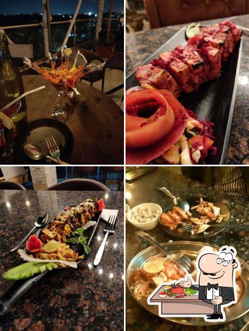 TAKHT - The Rooftop Lounge