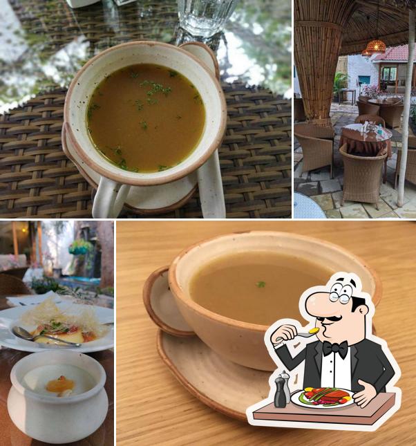 Food at Ariana by Safi